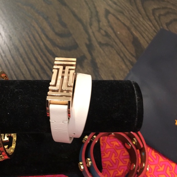 Tory Burch Bracelets - Picture 7 of 8